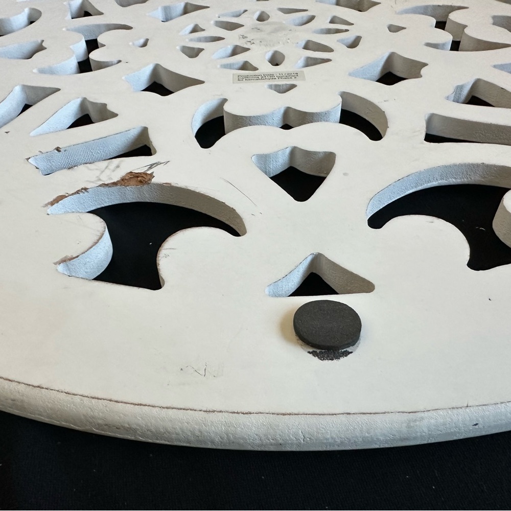 White Ornate Wall Decor 2 feet wide - Picture 9 of 16